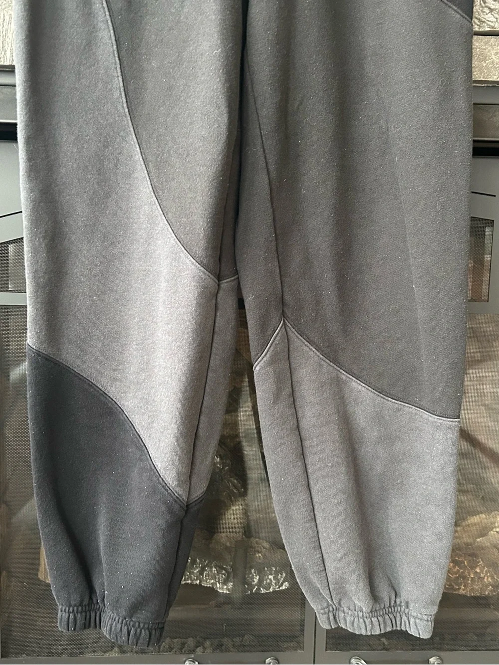 Alo Yoga “Make Waves” Sweatpants in Black/Charcoal/Light Gray Colorway